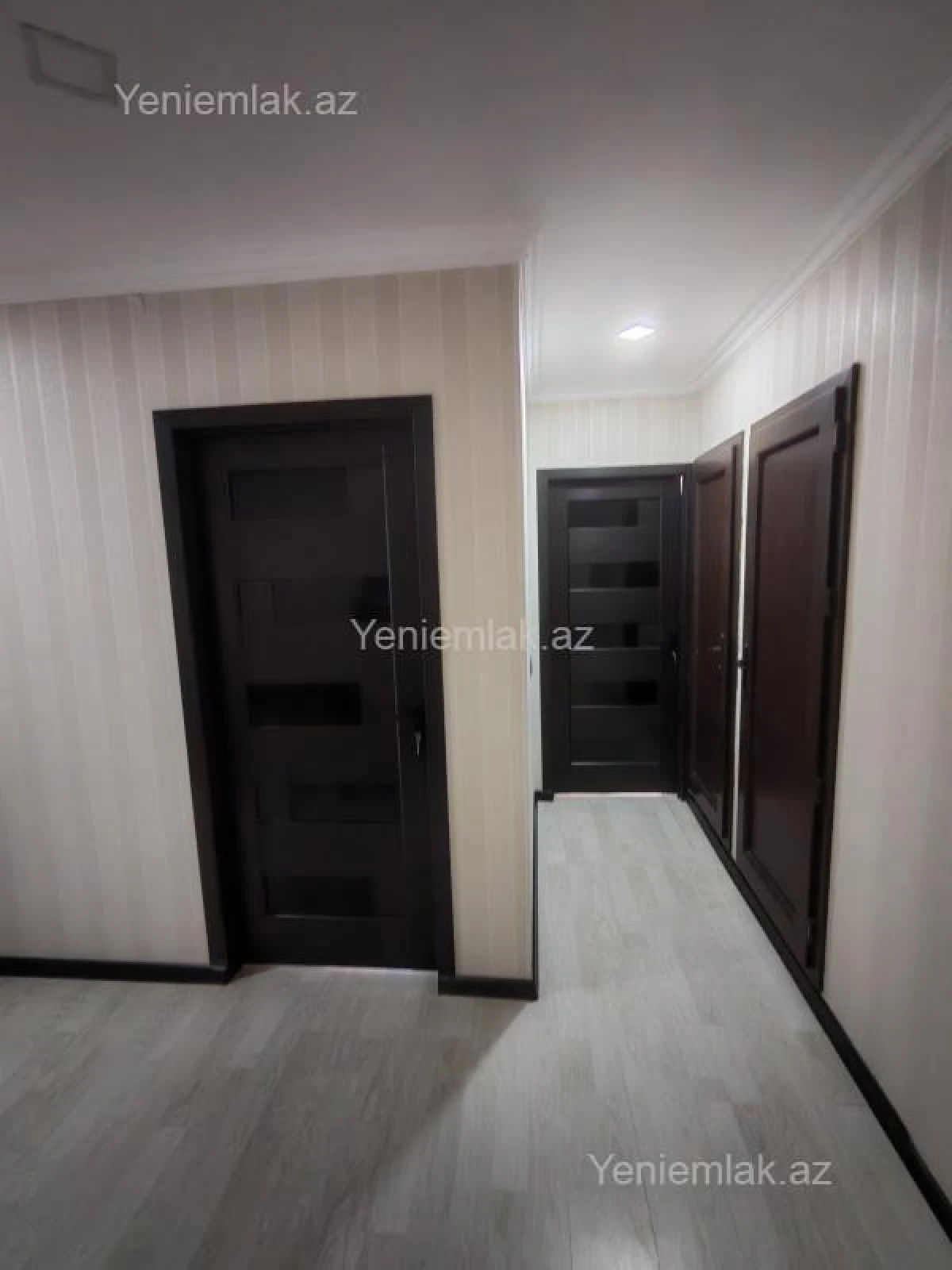 Satılır 2 otaqlı yeni tikili 87 m²