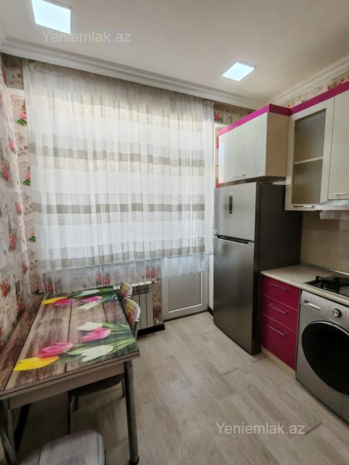 Satılır 2 otaqlı yeni tikili 87 m²