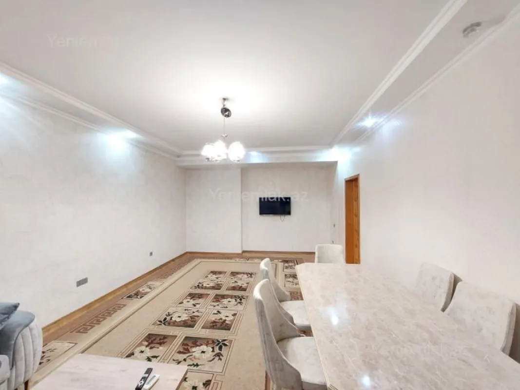 Satılır 2 otaqlı yeni tikili 85 m²