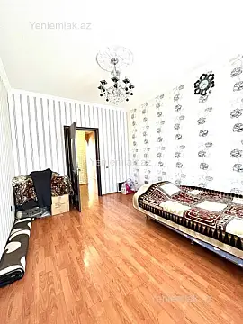 Satılır 3 otaqlı köhnə tikili 90 m²