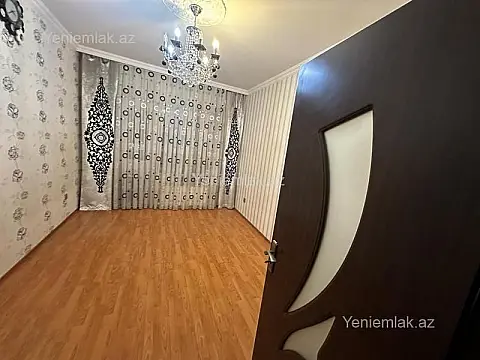 Satılır 3 otaqlı köhnə tikili 90 m²