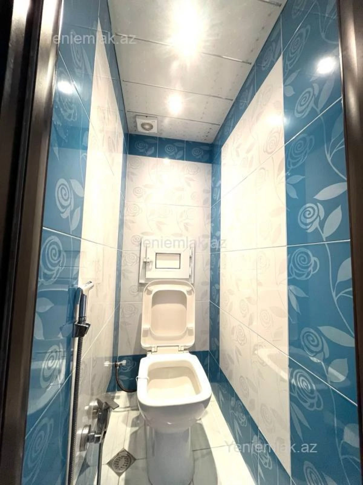 Satılır 3 otaqlı köhnə tikili 90 m²