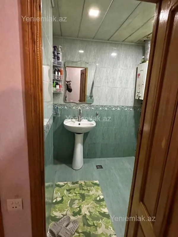 Satılır 3 otaqlı köhnə tikili 76 m²