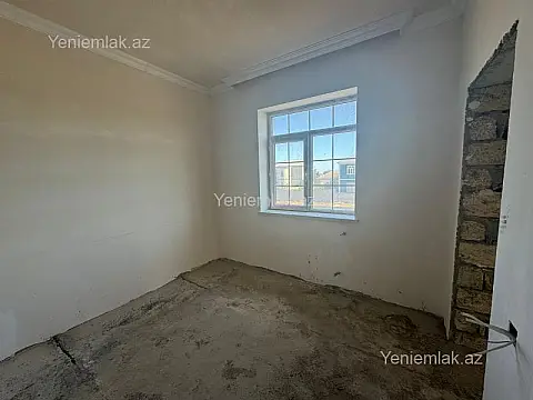 Satılır 6 otaqlı həyət evi 220 m²