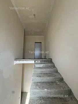 Satılır 6 otaqlı həyət evi 220 m²