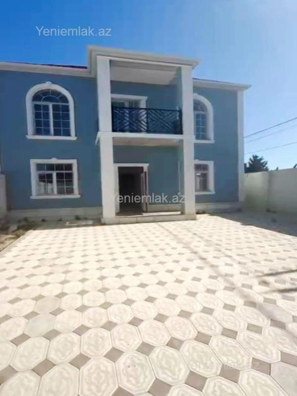 Satılır 6 otaqlı həyət evi 220 m²