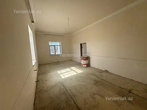 Satılır 6 otaqlı həyət evi 220 m²