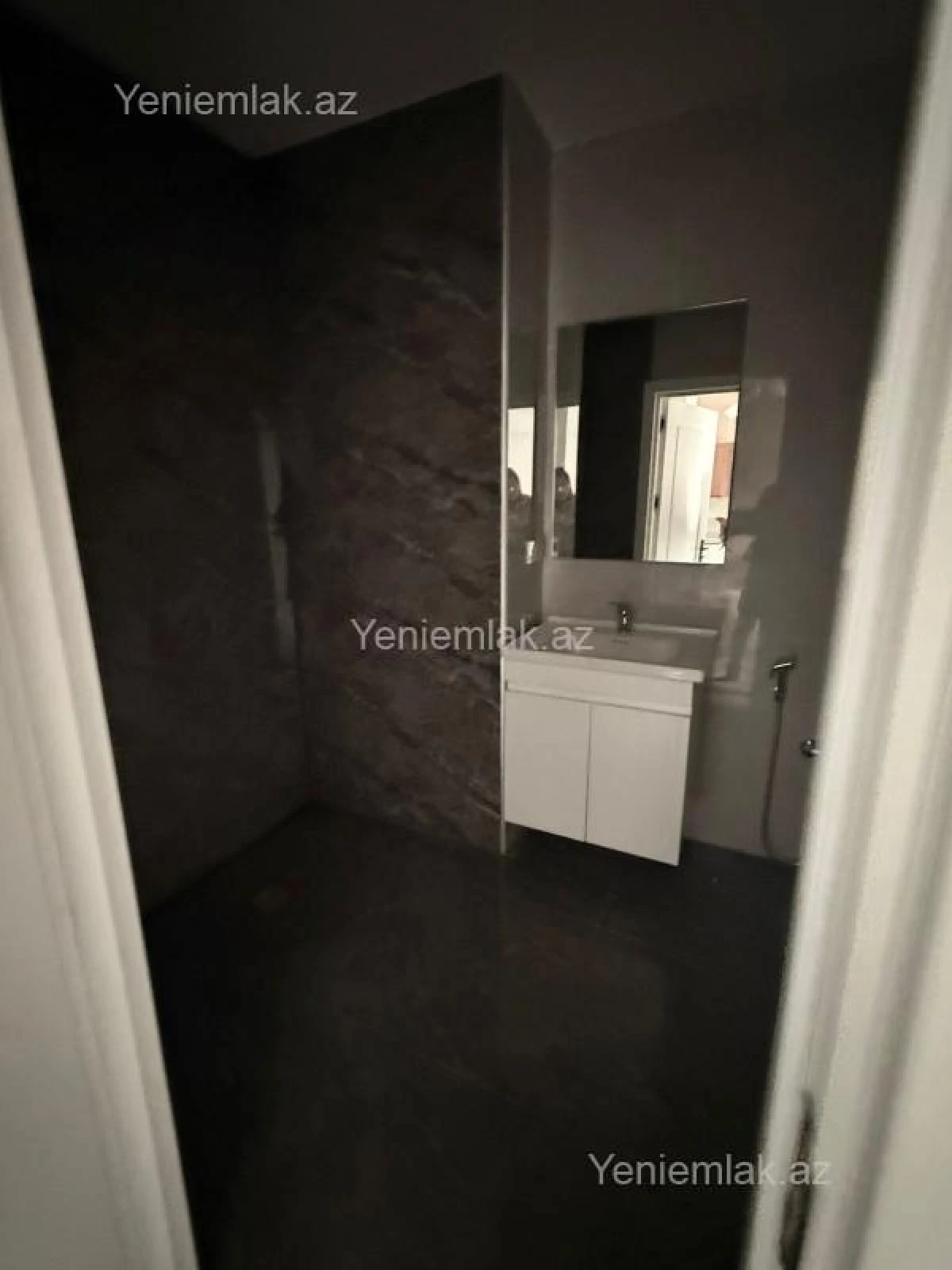 Satılır 2 otaqlı yeni tikili 47 m²