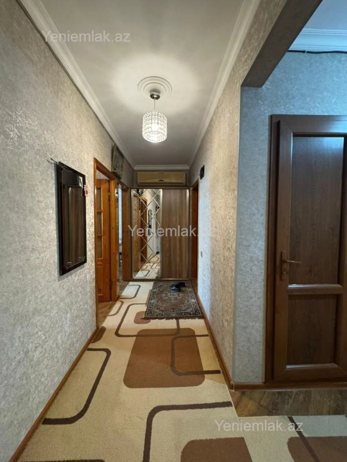 Satılır 4 otaqlı köhnə tikili 100 m²