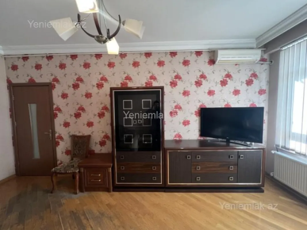 Satılır 2 otaqlı yeni tikili 70 m²