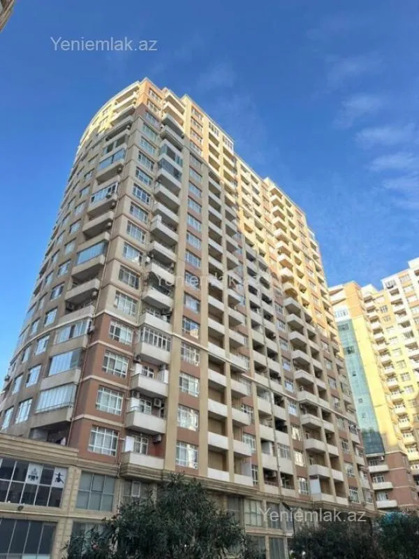 Satılır 2 otaqlı yeni tikili 70 m²