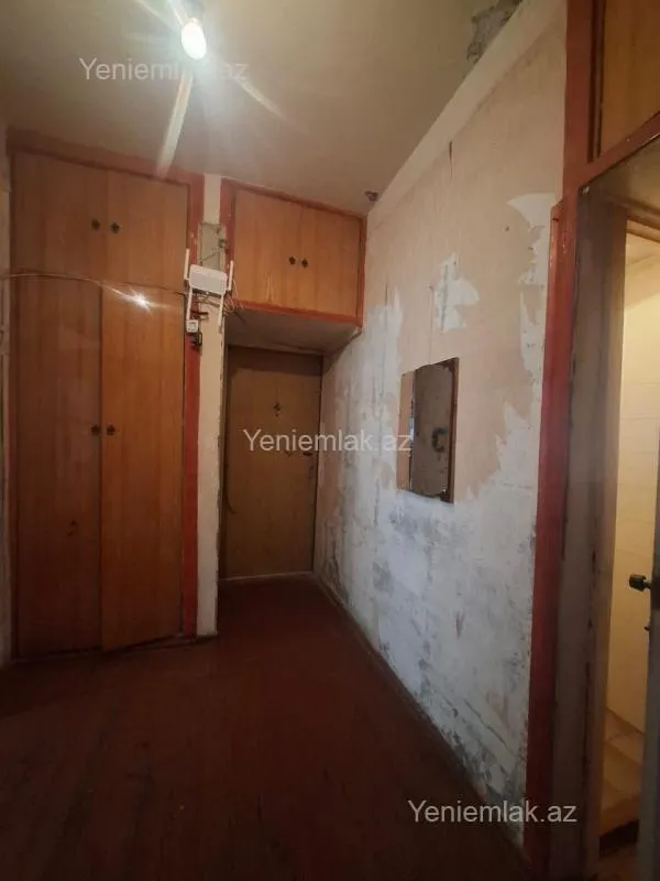 Satılır 3 otaqlı köhnə tikili 80 m²
