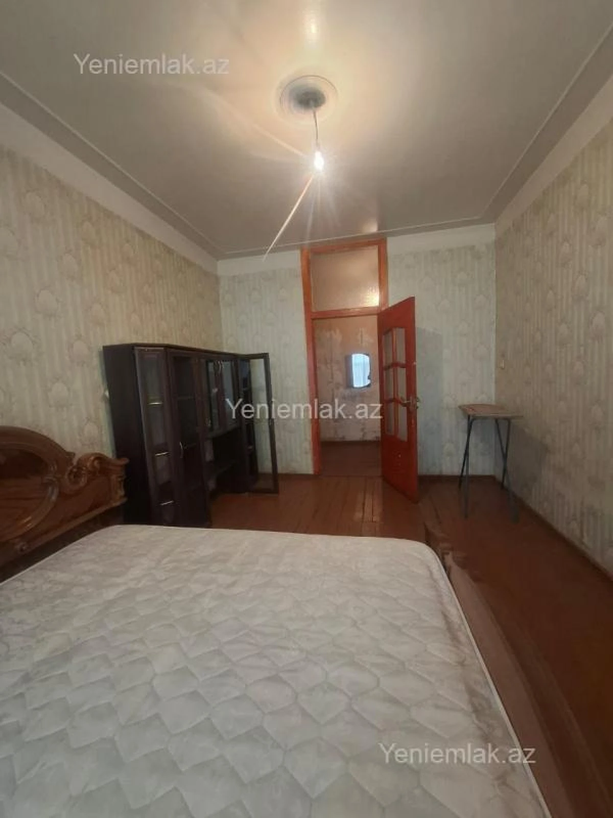 Satılır 3 otaqlı köhnə tikili 80 m²