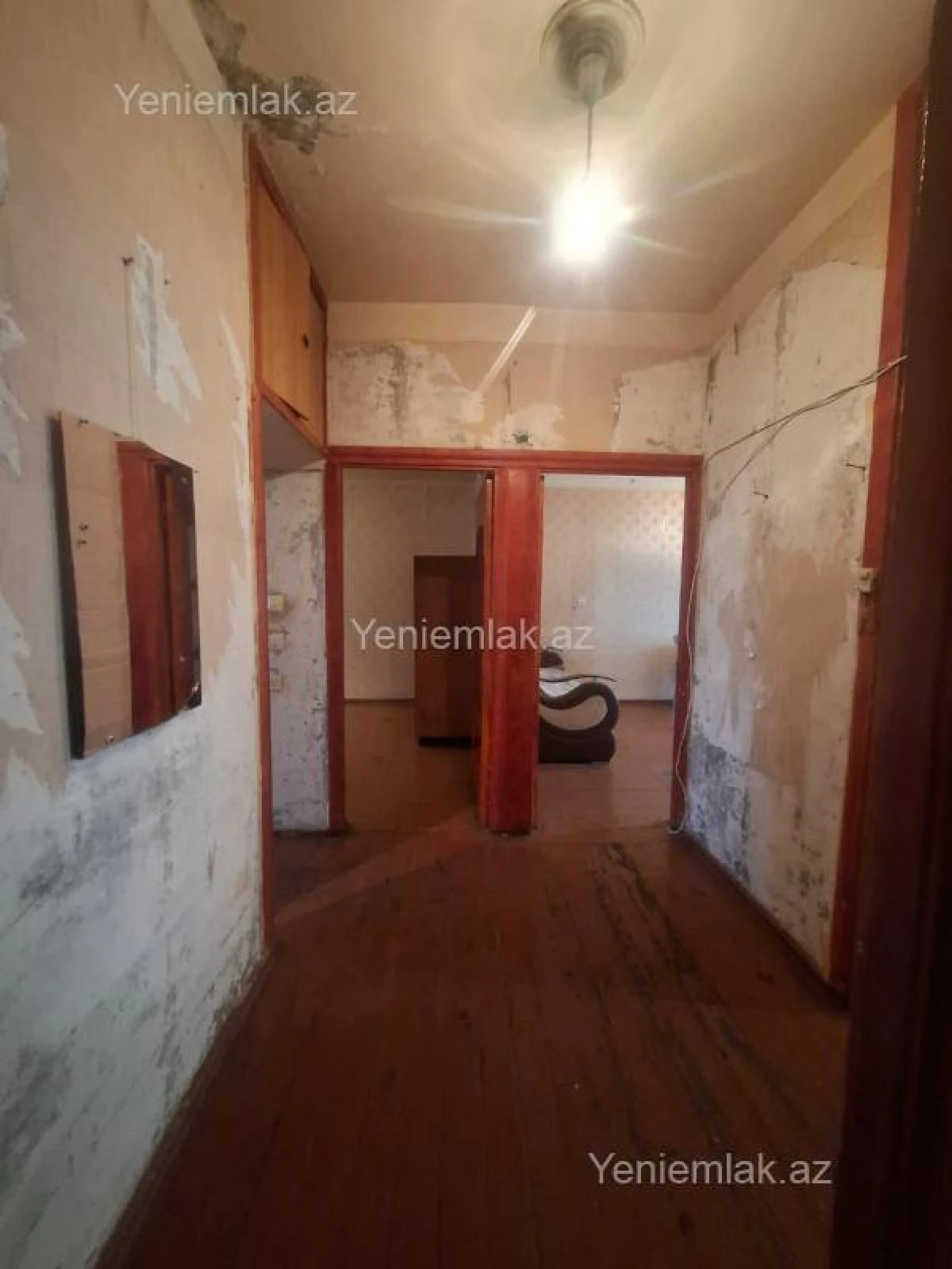 Satılır 3 otaqlı köhnə tikili 80 m²