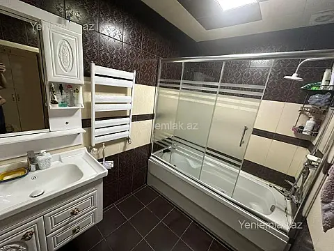 Satılır 4 otaqlı yeni tikili 157 m²