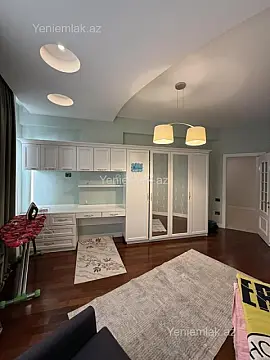 Satılır 3 otaqlı yeni tikili 143 m²