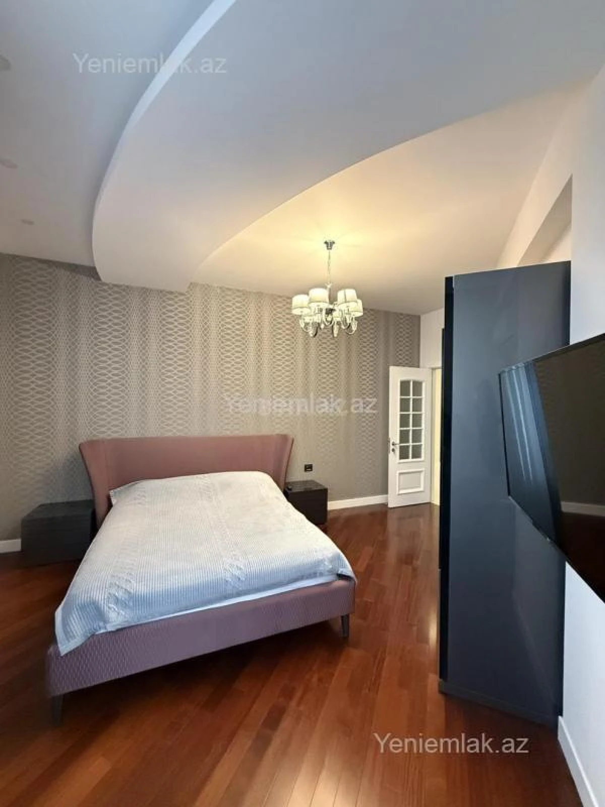 Satılır 3 otaqlı yeni tikili 143 m²