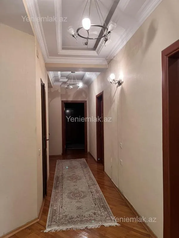 Satılır 4 otaqlı yeni tikili 194 m²