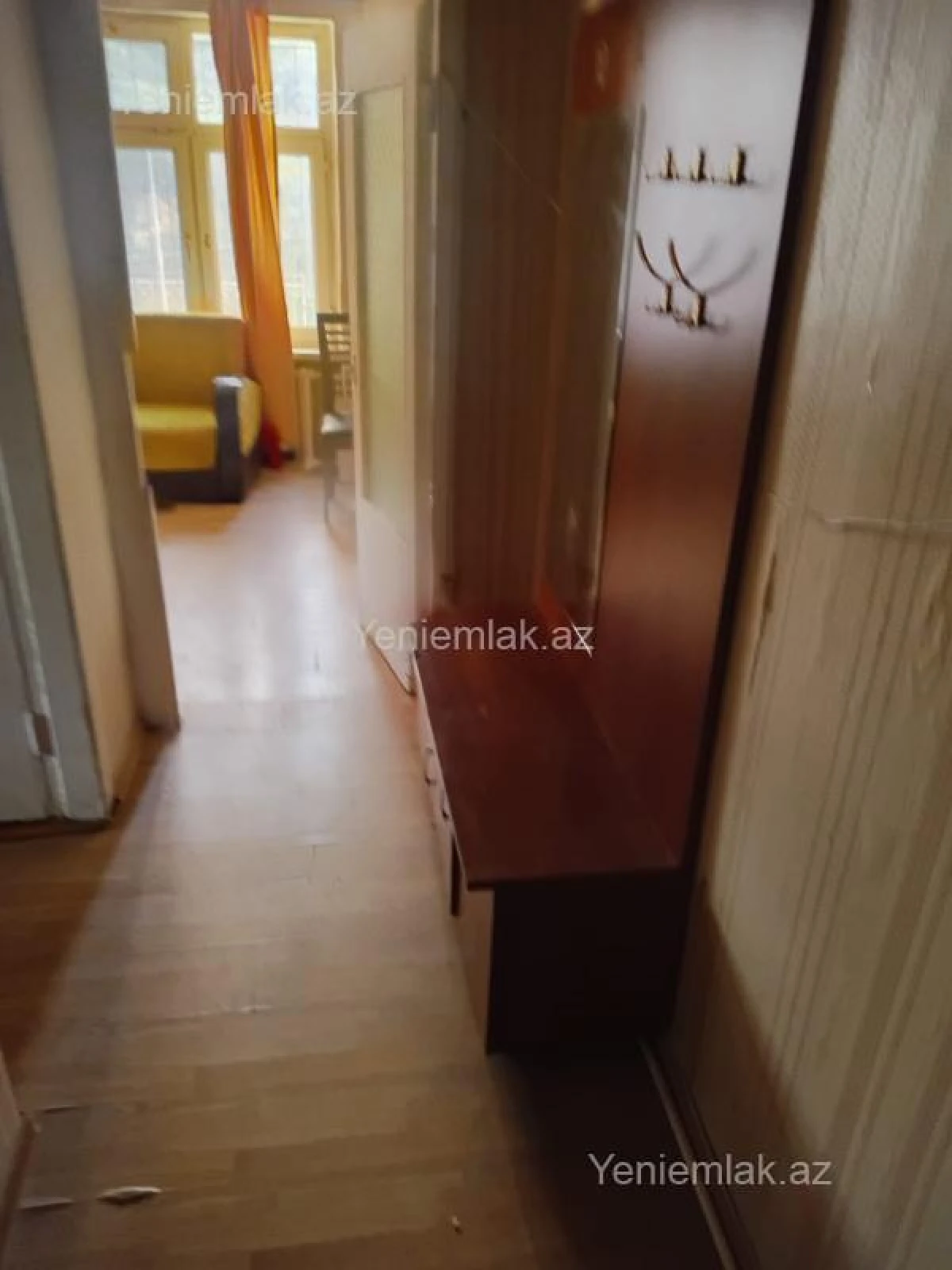 Satılır 2 otaqlı köhnə tikili 40 m²