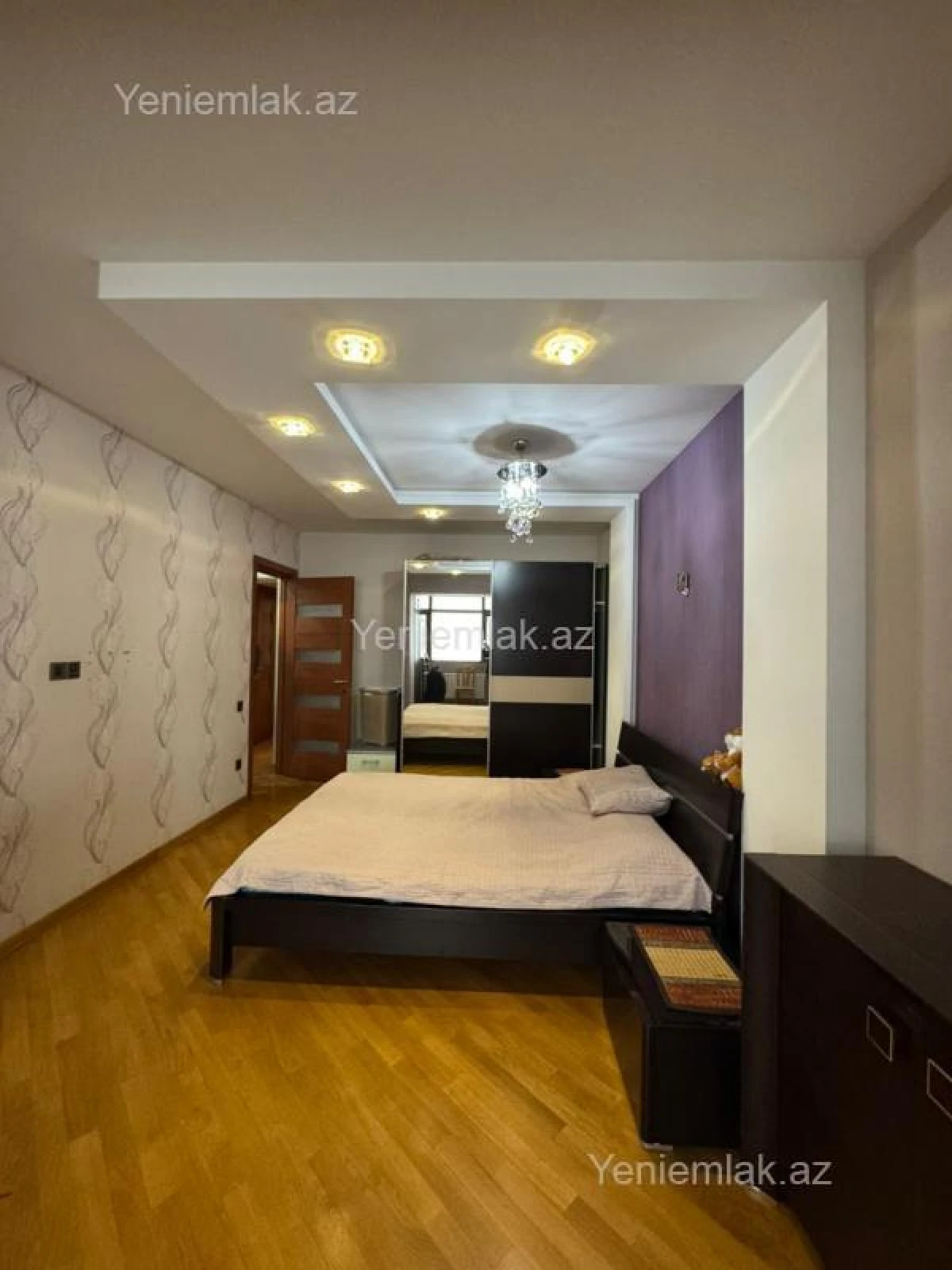 Satılır 3 otaqlı köhnə tikili 75 m²