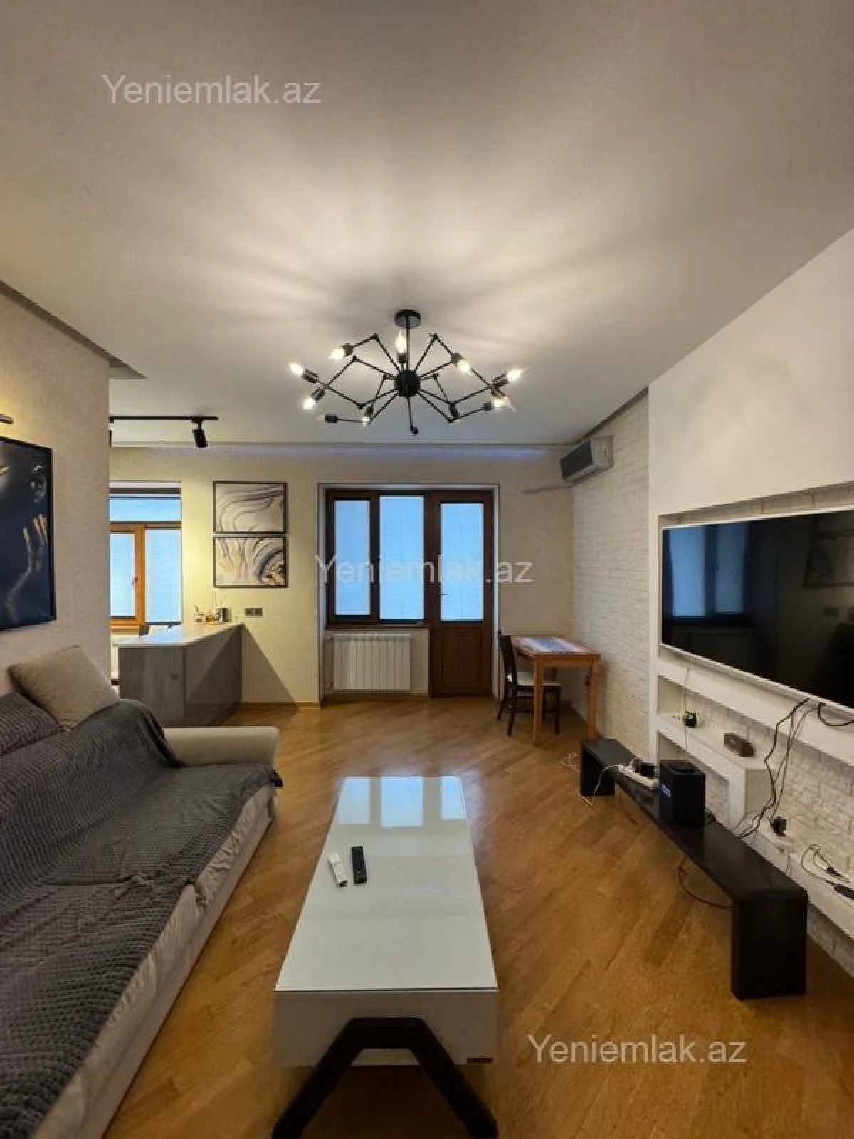 Satılır 3 otaqlı köhnə tikili 75 m²