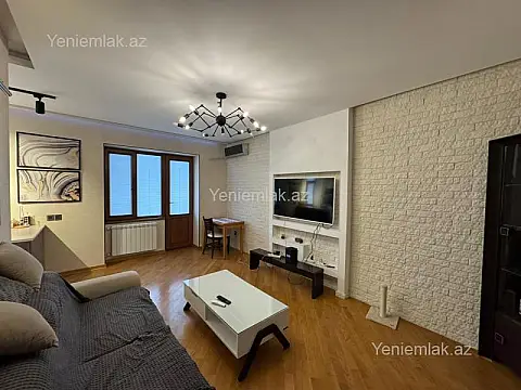 Satılır 3 otaqlı köhnə tikili 75 m²