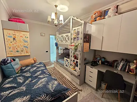 Satılır 3 otaqlı yeni tikili 127 m²