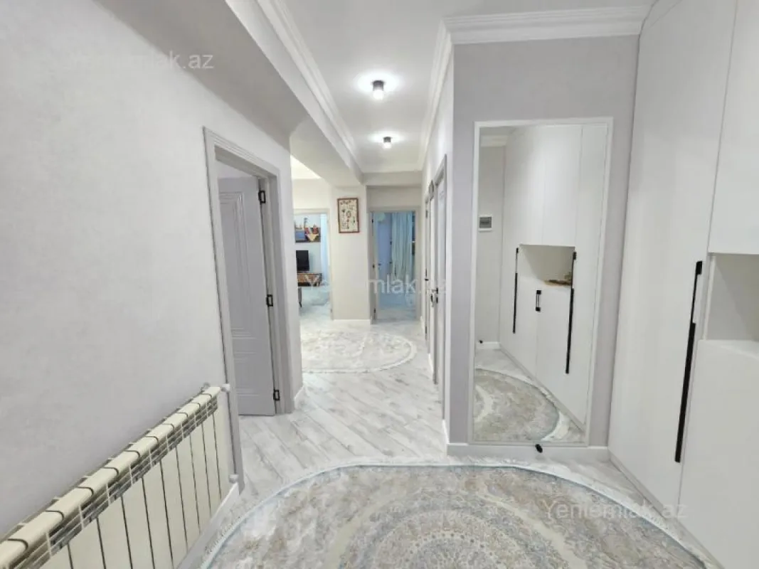 Satılır 3 otaqlı yeni tikili 127 m²