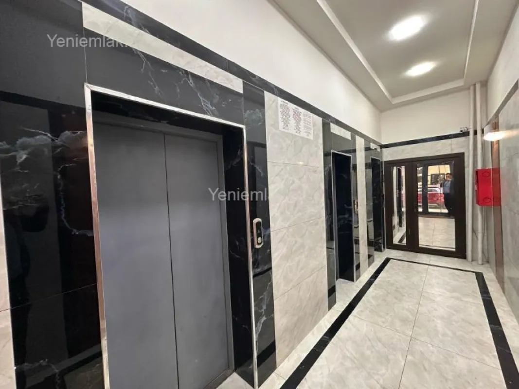 Satılır 4 otaqlı yeni tikili 192 m²