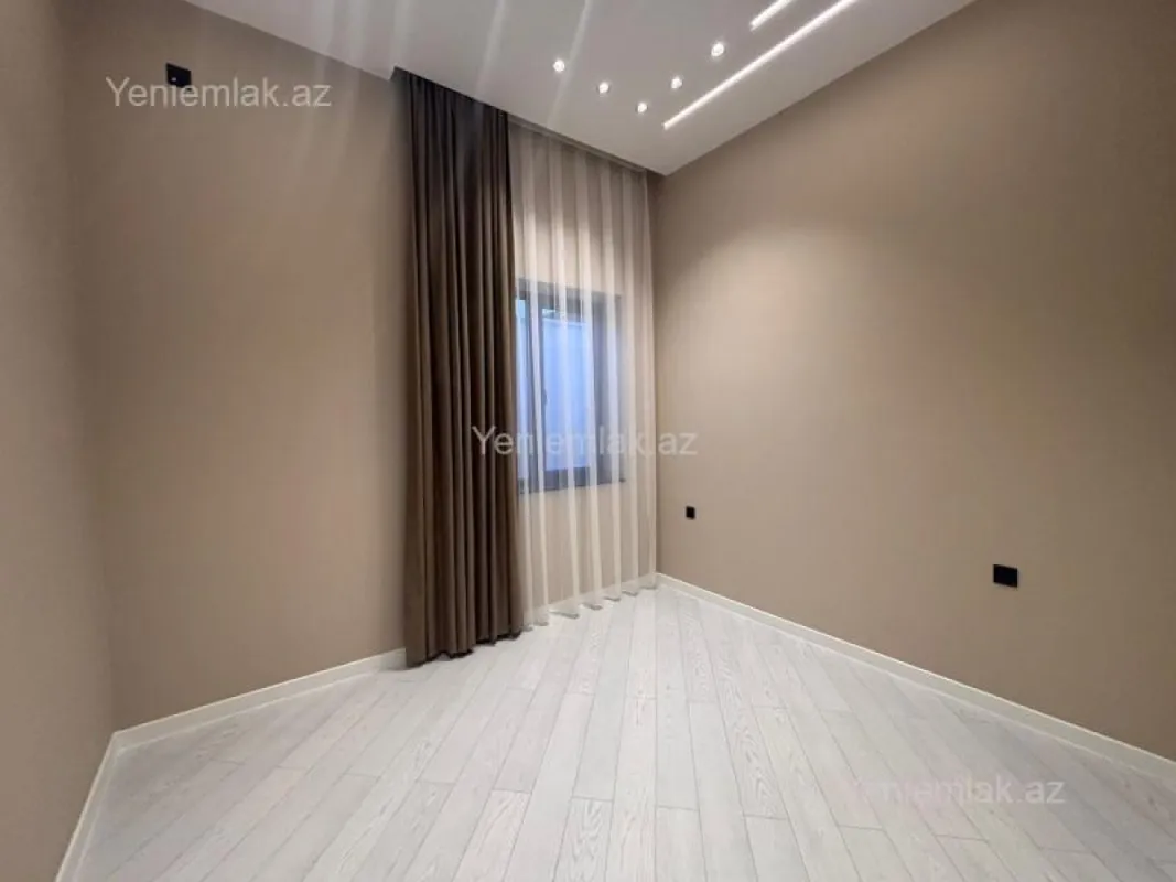 Satılır 4 otaqlı həyət evi 145 m²