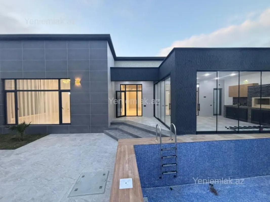 Satılır 4 otaqlı həyət evi 145 m²