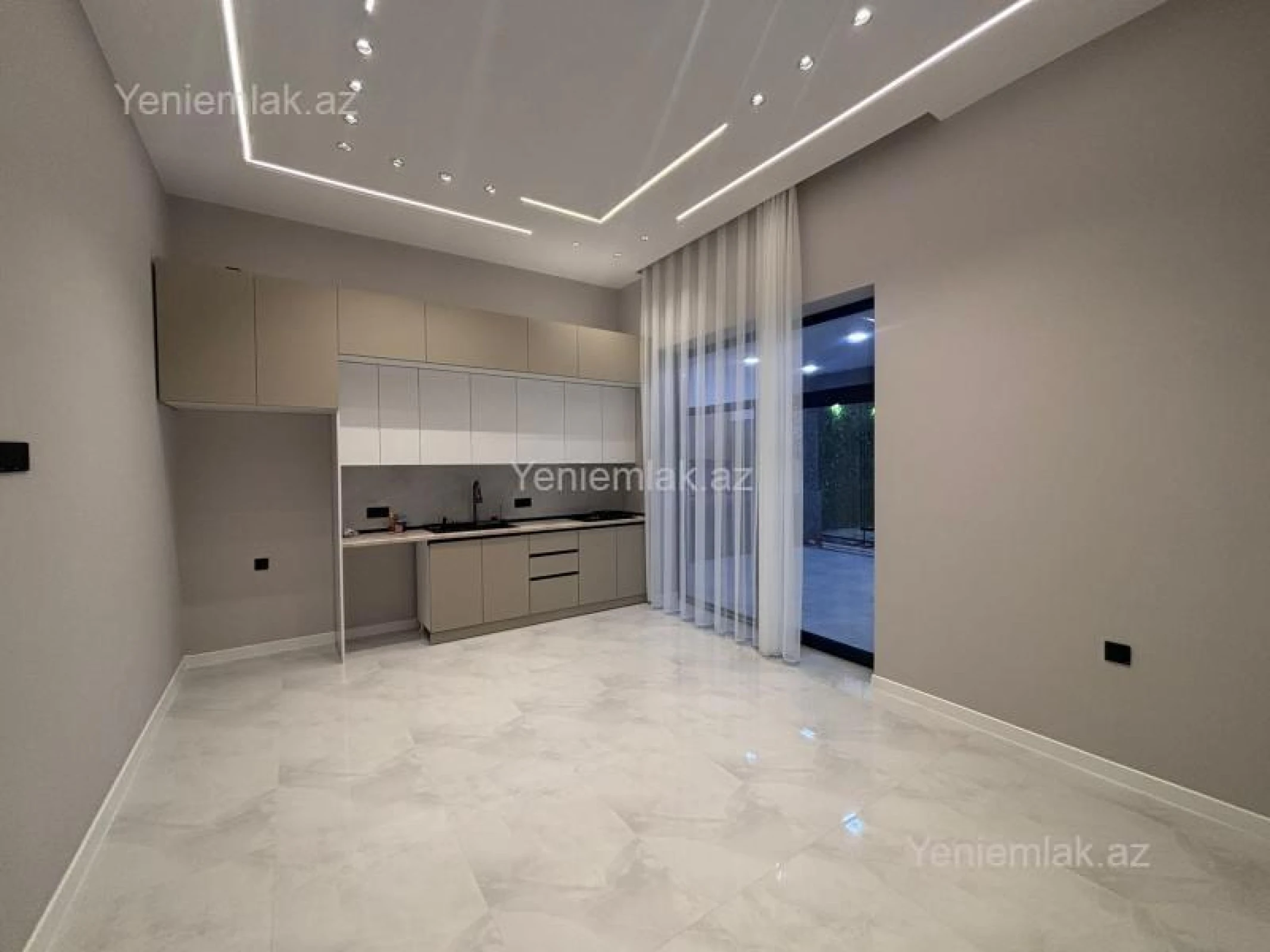 Satılır 4 otaqlı həyət evi 145 m²