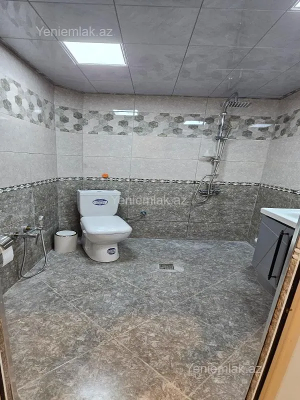 Satılır 2 otaqlı köhnə tikili 45 m²