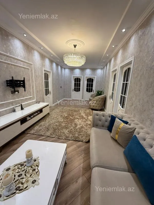 Satılır 5 otaqlı həyət evi 160 m²