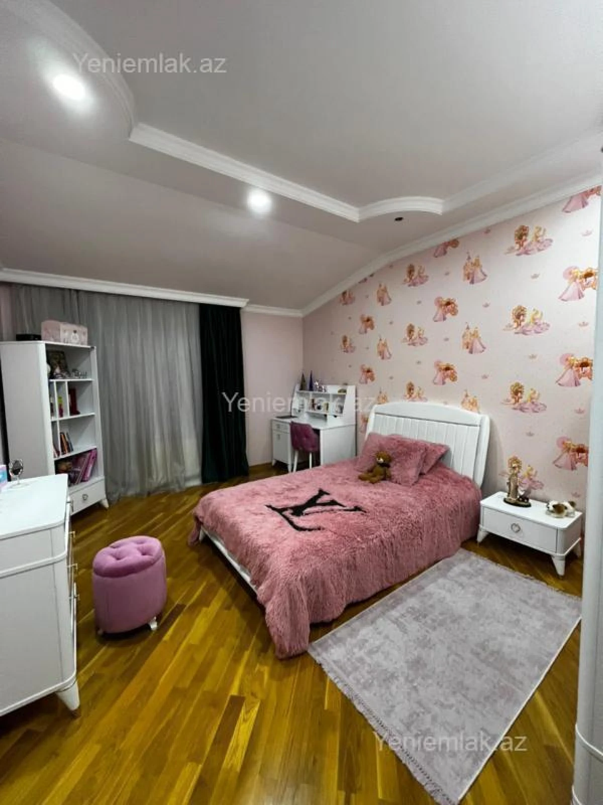 Satılır 5 otaqlı yeni tikili 255 m²