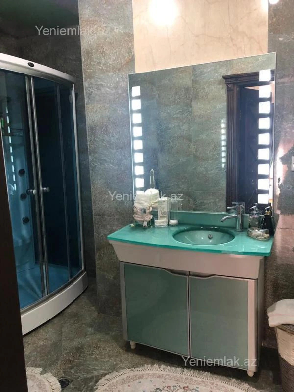 Satılır 5 otaqlı yeni tikili 255 m²