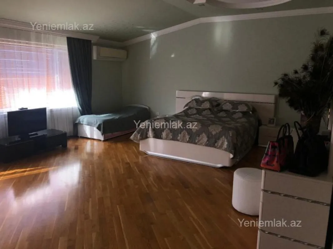 Satılır 5 otaqlı yeni tikili 255 m²