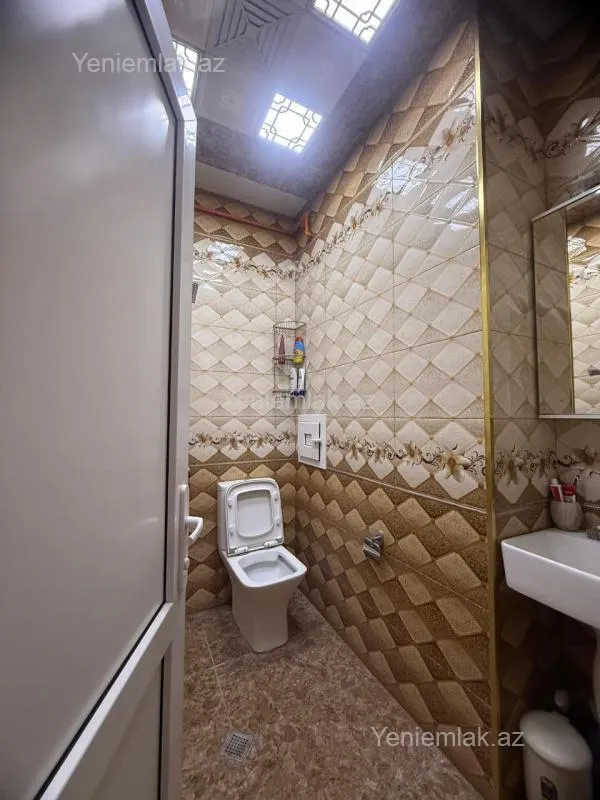 Satılır 2 otaqlı yeni tikili 71 m²