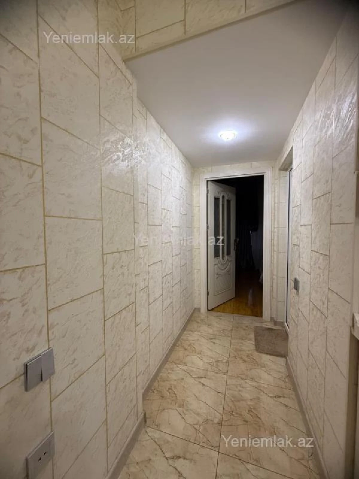 Satılır 2 otaqlı yeni tikili 71 m²