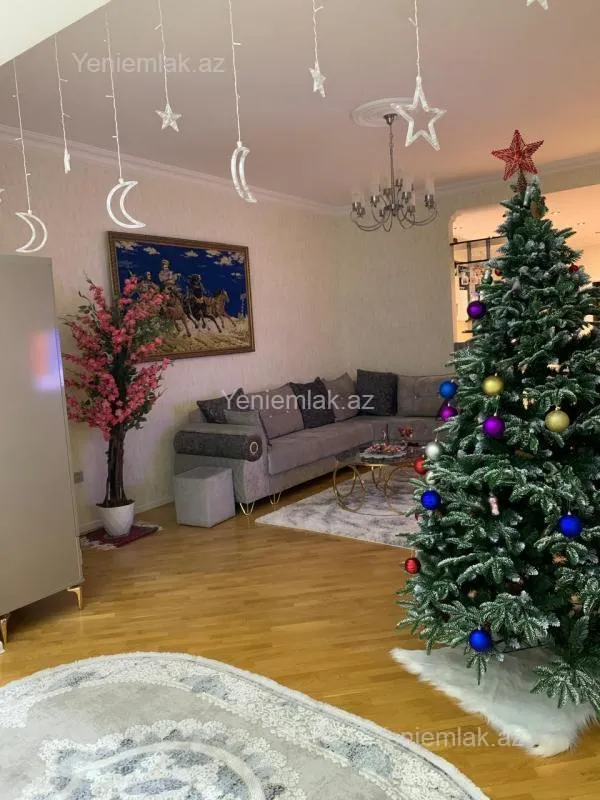 Satılır 3 otaqlı yeni tikili 85 m²