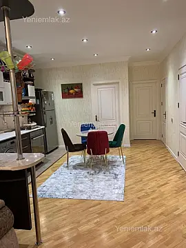 Satılır 3 otaqlı yeni tikili 85 m²