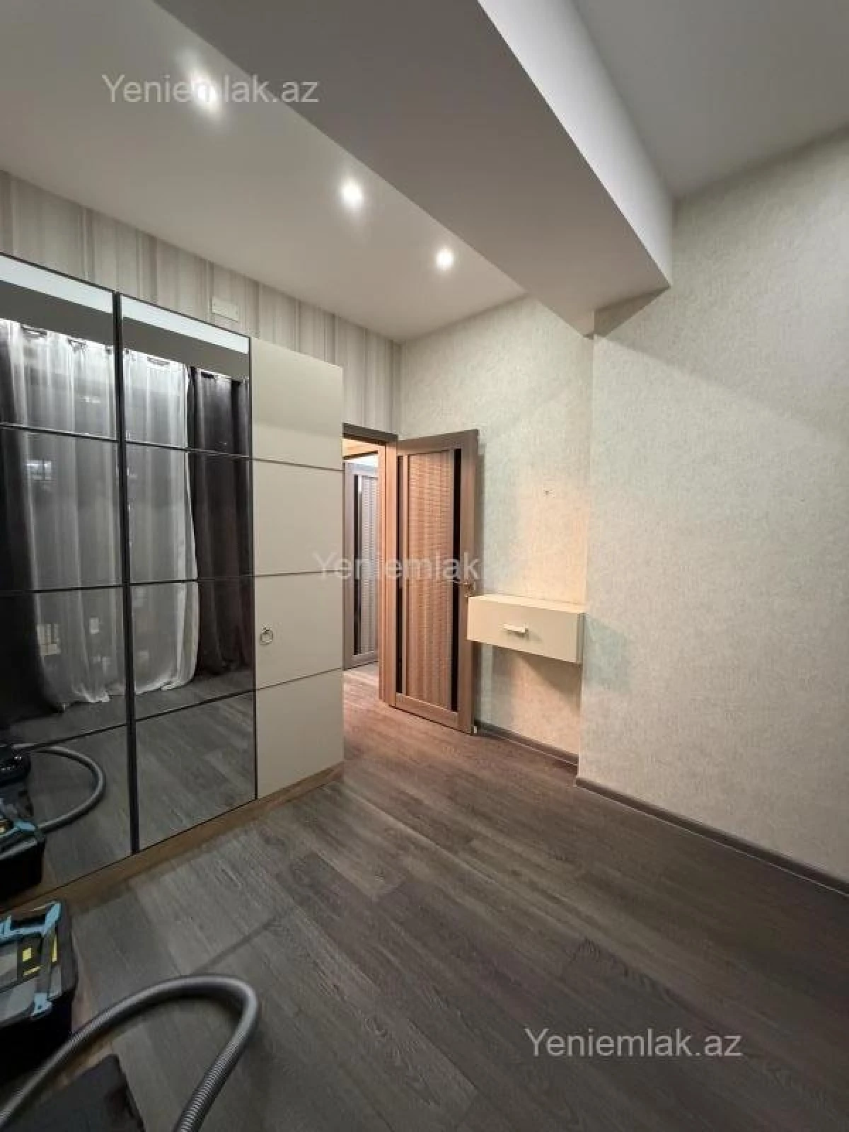 Satılır 2 otaqlı yeni tikili 55 m²