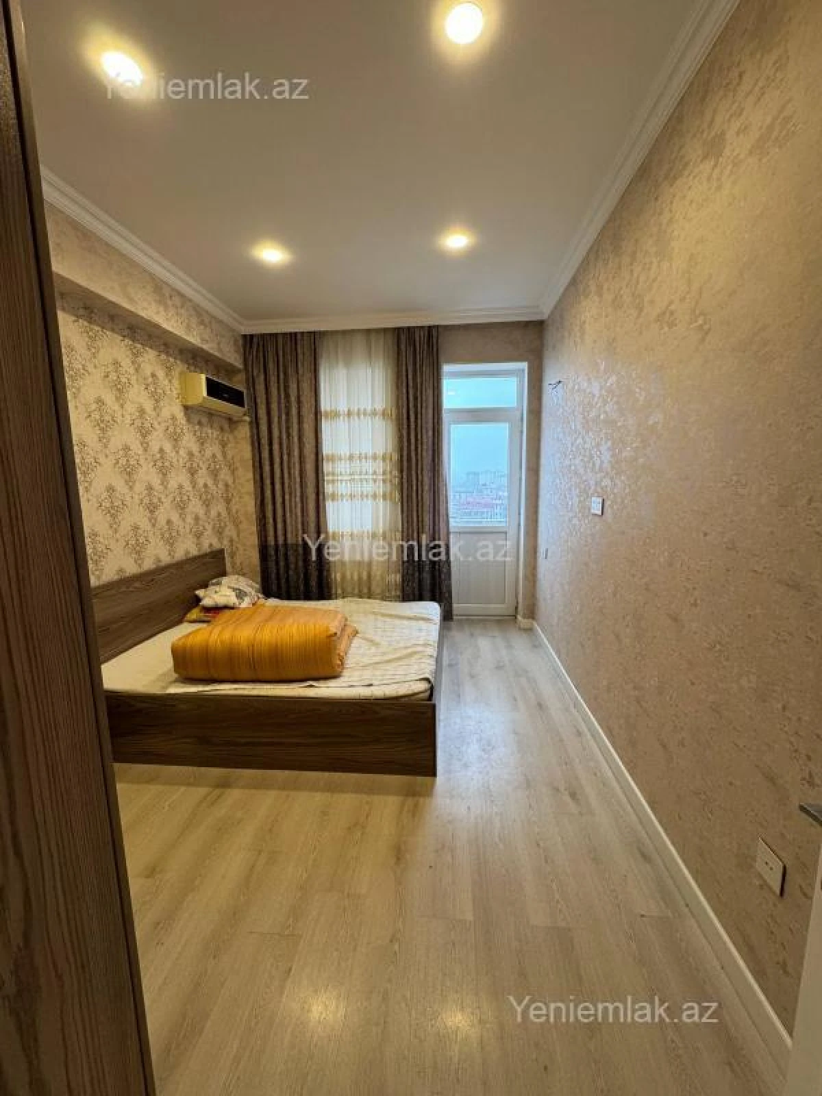 Satılır 2 otaqlı yeni tikili 60 m²