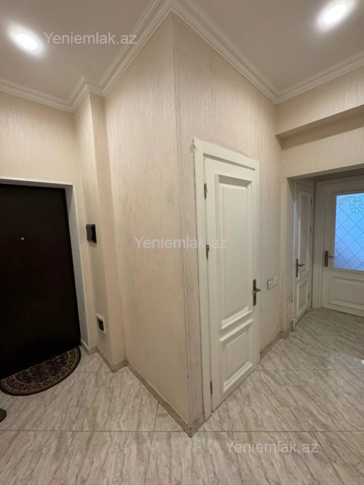 Satılır 2 otaqlı yeni tikili 60 m²