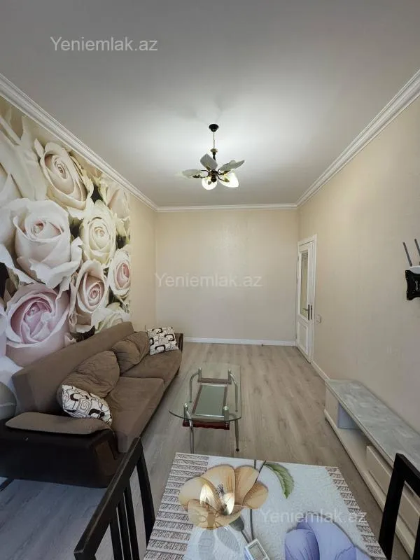 Satılır 2 otaqlı yeni tikili 60 m²