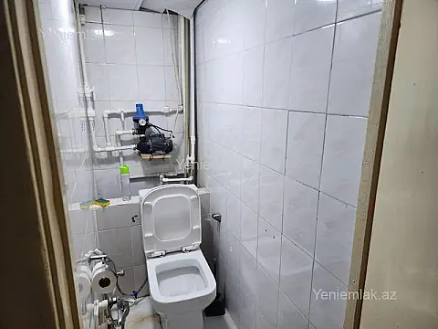 Satılır 3 otaqlı köhnə tikili 80 m²