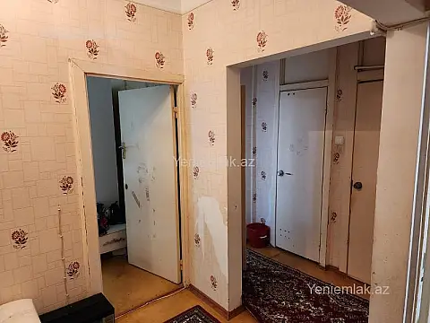 Satılır 3 otaqlı köhnə tikili 80 m²