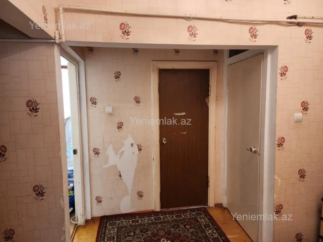 Satılır 3 otaqlı köhnə tikili 80 m²