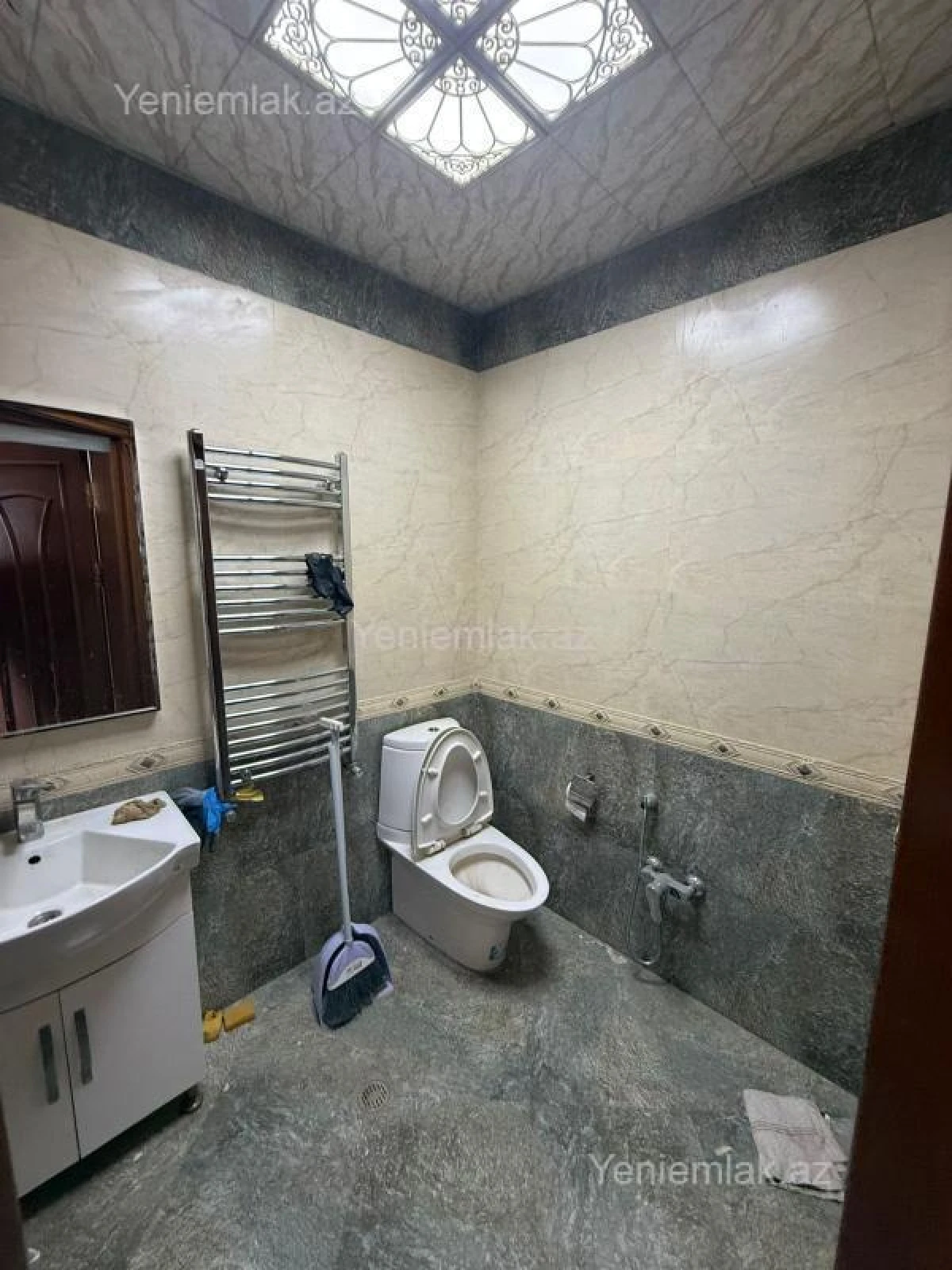 Satılır 3 otaqlı yeni tikili 155 m²