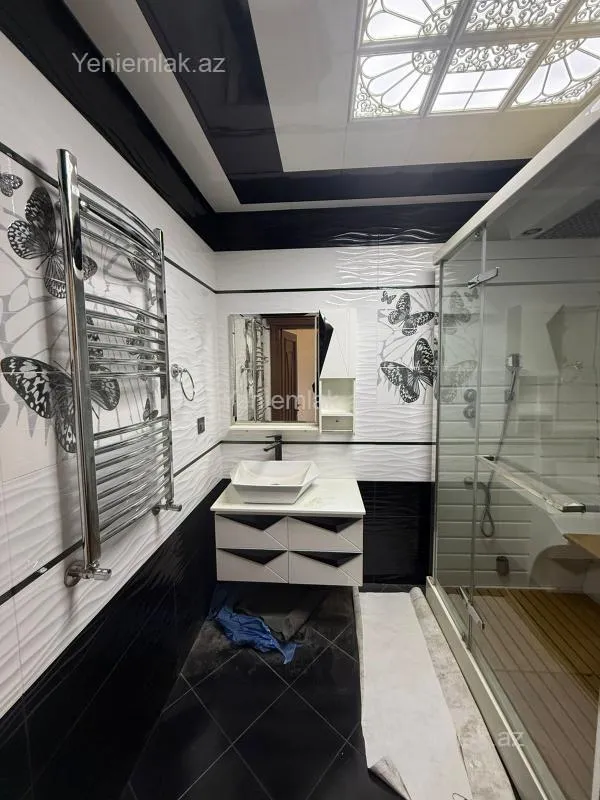 Satılır 3 otaqlı yeni tikili 155 m²